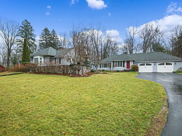 22 Church St, Farmington, CT 06032