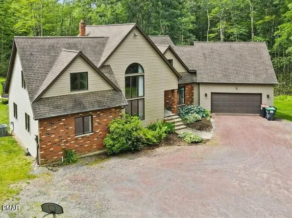 275 Buck Blvd, White Haven, PA 18661