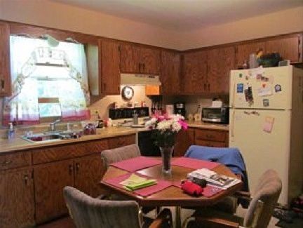 3rd image of 612 Horicon St