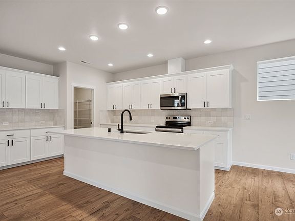 5th image of 12114 126th Avenue Ct E #5