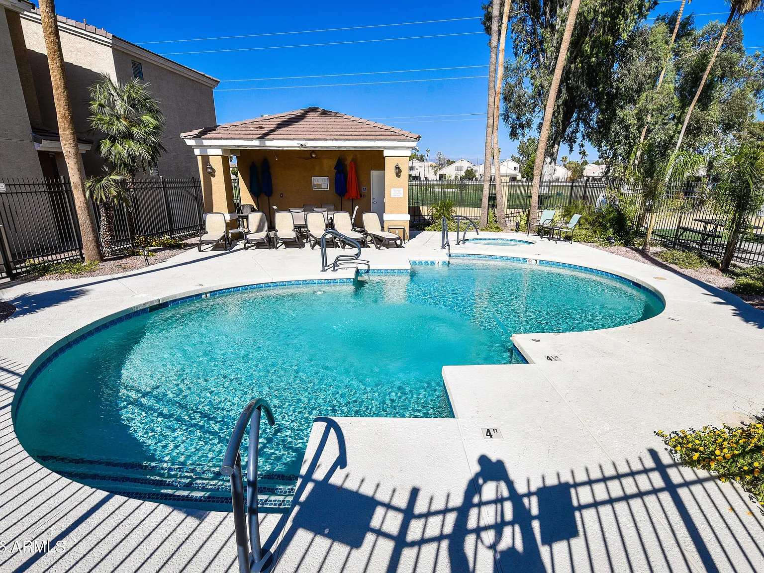 2 bed, 2.0 bath, 1295 sqft, $1,725 — Photo 1