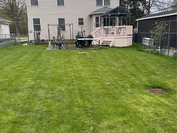 3rd image of 6651 W 130th St
