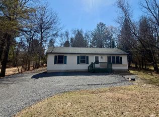 82 Shortridge Rd, Albrightsville, PA 18210