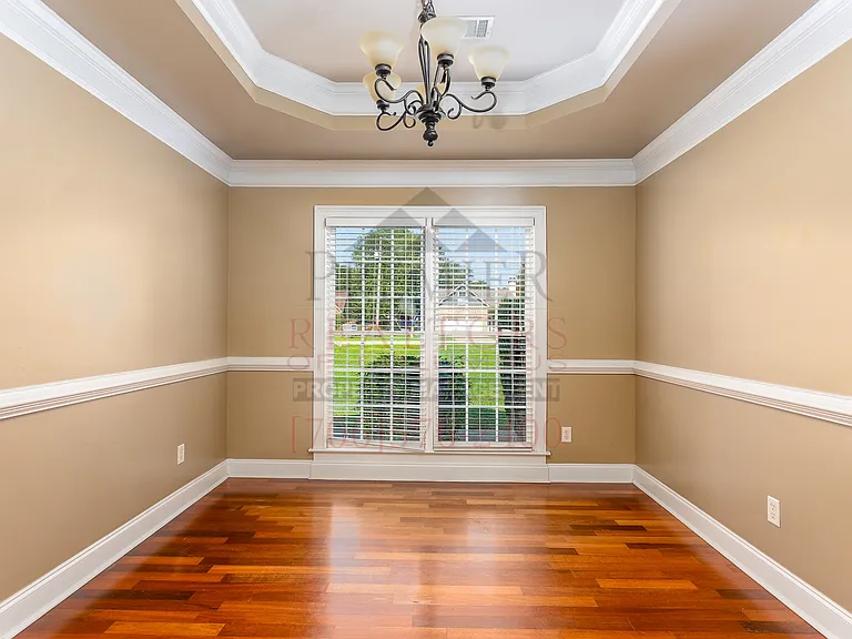 251 Owens Rd — Photo 17