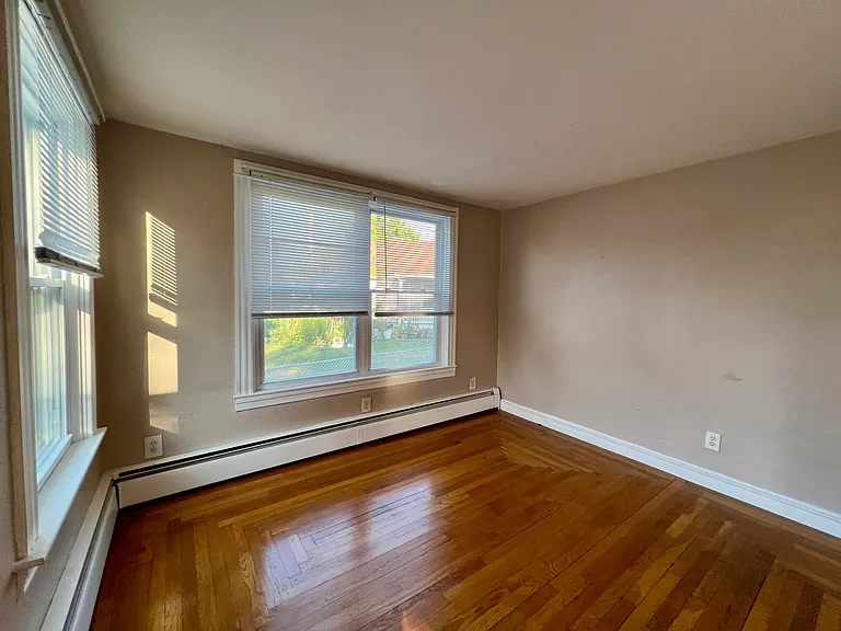 285 Baxter St #1F — Photo 5