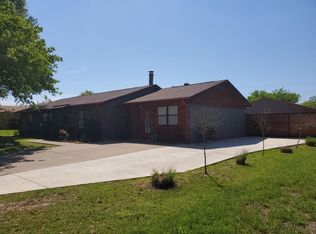 2102 SE 10th St, Mineral Wells, TX 76067