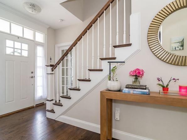 6 Hickory Rd, Natick, MA 01760