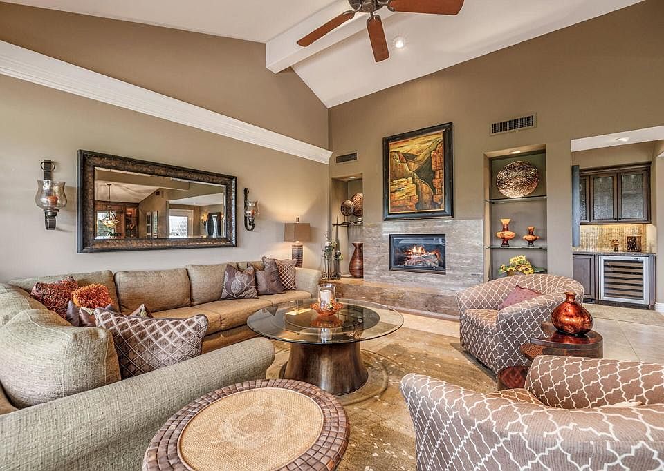 1st image of 133 Juan Cir