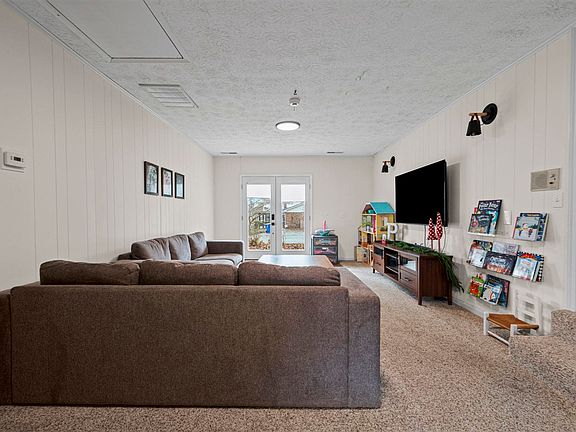 3rd image of 2412 Grider Pond Rd