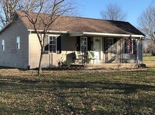 5760 Canal Rd NE, Pleasantville, OH 43148