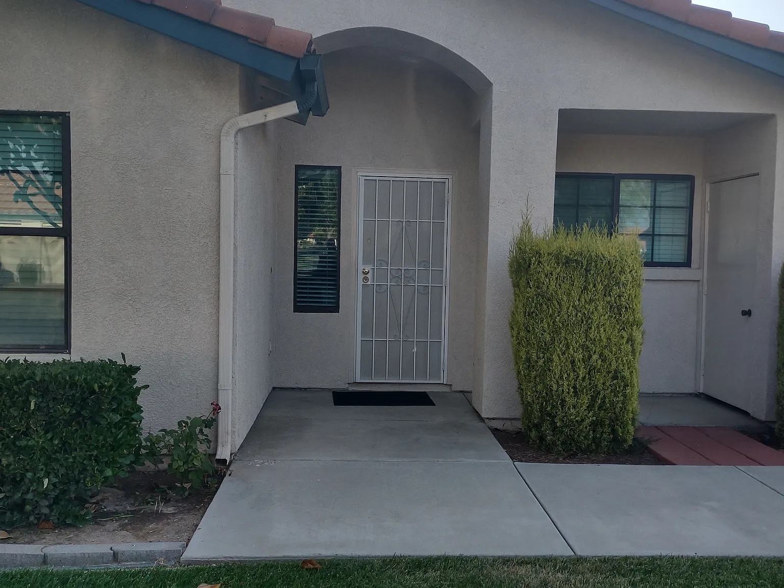 2 bed, 1282 sqft, $1,895 — Photo 2