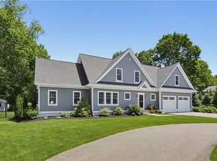 61 Martin Ave, Barrington, RI 02806