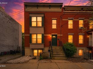 78 1st St, Albany, NY 12210