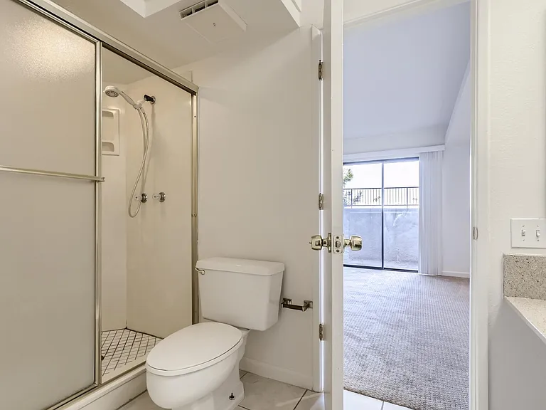 5035 N 10th Pl #104 — Photo 6