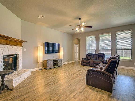 4th image of 1730 Bertino Way