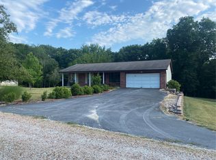 9772 Tam Ridge Rd, Dittmer, MO 63023