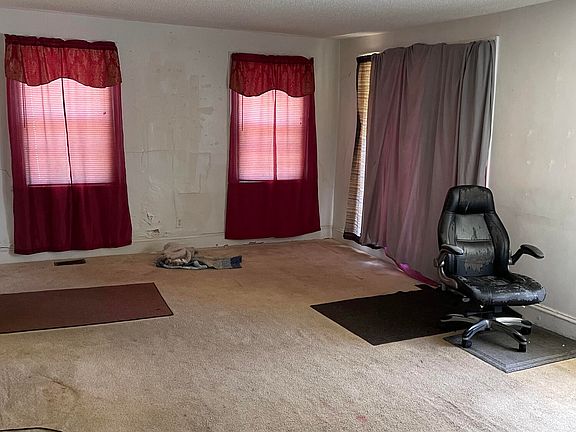 2nd image of 2516 Sunset Avenue