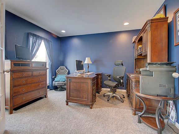 4th image of 1365 Meadow Breeze Ln