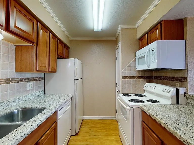904 University Oaks Blvd #1 — Photo 6