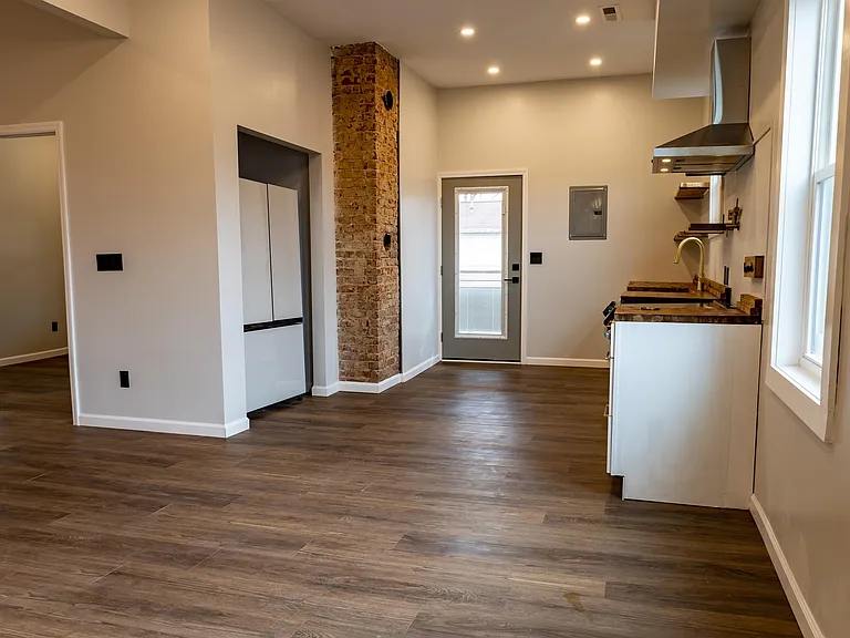 530 Spring St NW #4 — Photo 7