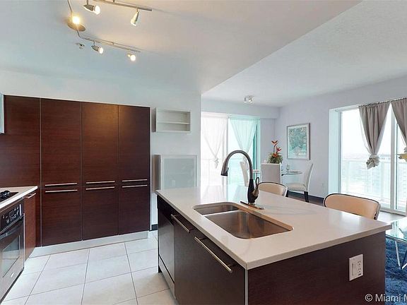 4th image of 1900 N Bayshore Dr APT 2311