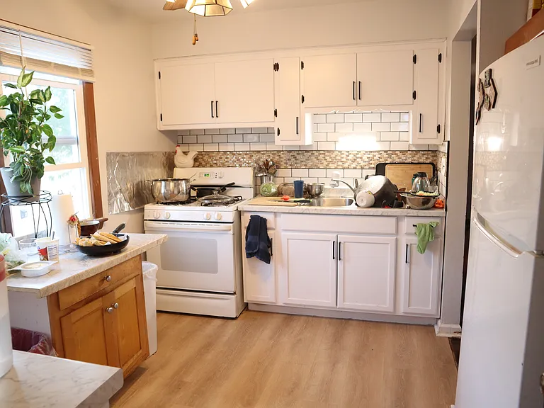 305 S 74th St #1 — Photo 19