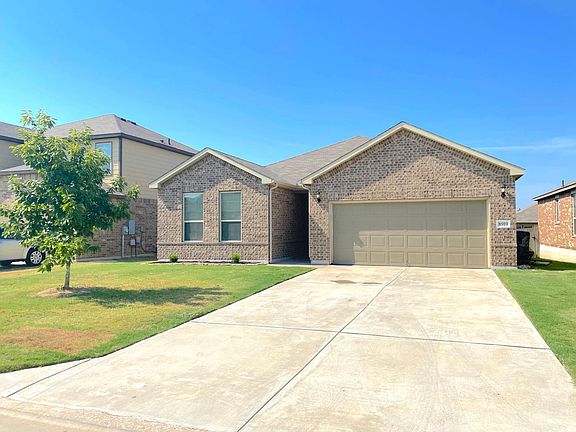 3rd image of 8919 Misty Pine Dr