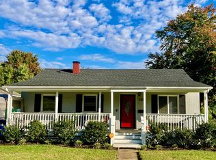 3300 Dona Ave, Alexandria, VA 22303