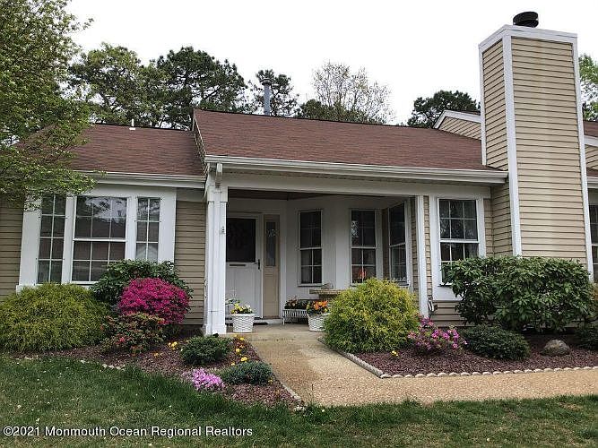 1st image of 1006A Buckingham Dr