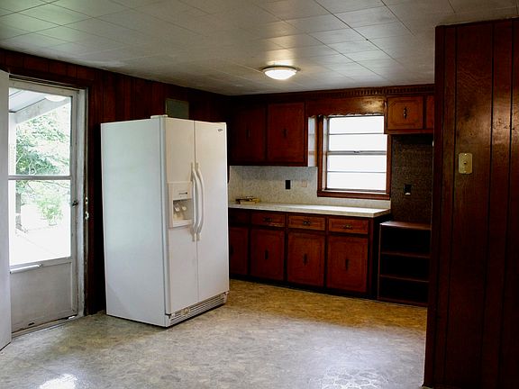 4th image of 224 County Road 3576