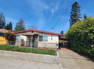 6519 SE Center St, Portland, OR 97206
