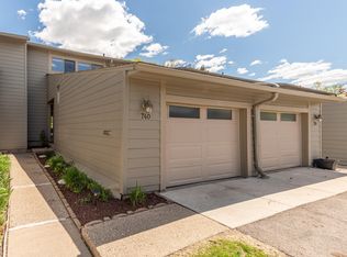 740 Peninsula Ct, Ann Arbor, MI 48105
