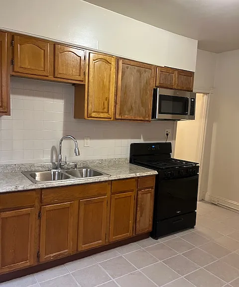 7020 Greenway Ave #2 — Photo 9