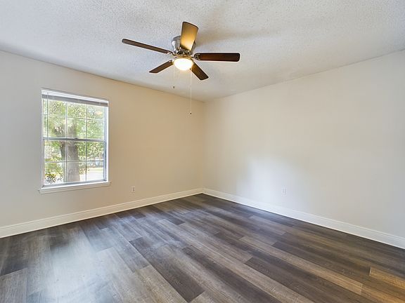 4th image of 3150 Belle Meade Dr APT A