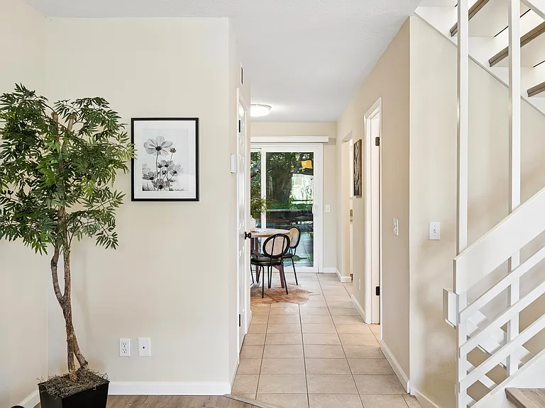 4024 Farm Hill Blvd #8 — Photo 13