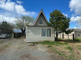 120 2nd St, North Powder, OR 97867