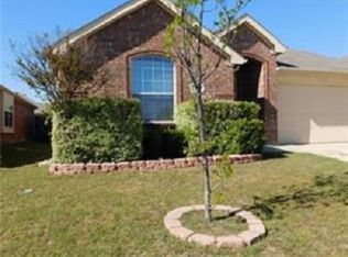 5733 Valley Stream Way, Fort Worth, TX 76244