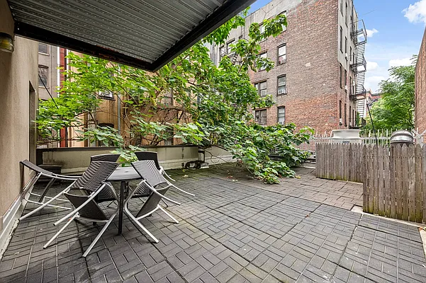 Rented by Living New York | media 10