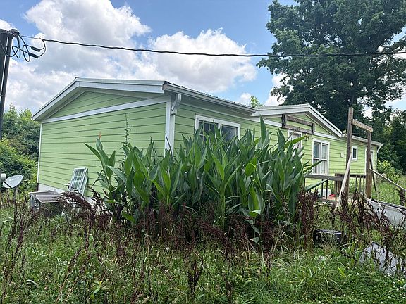 3rd image of 1681 Sewell Rd