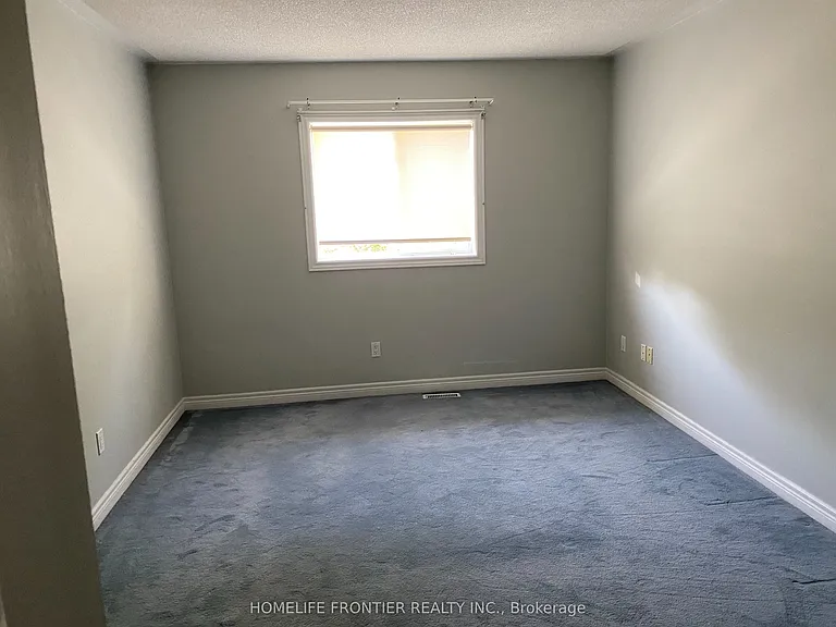 87 Estate Garden Dr — Photo 9