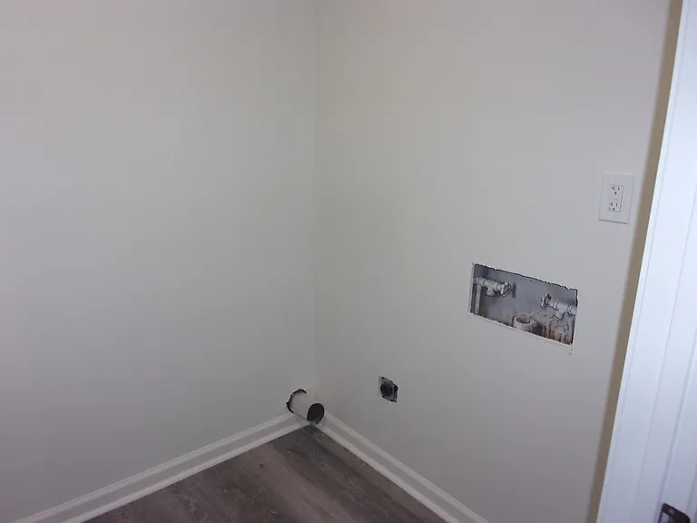2796 Flora Ave — Photo 7