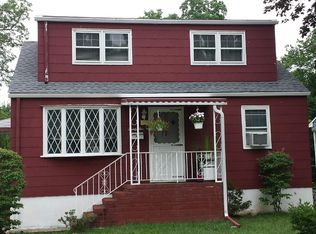 25 Bruning Ln, Spotswood, NJ