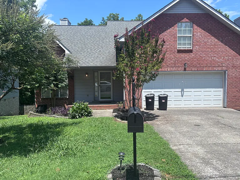 125 Breakwater North