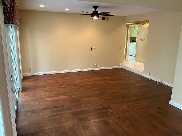 1920 Alto Ln — Photo 15