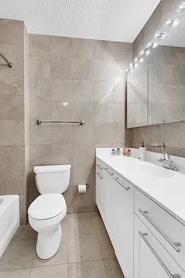 Rented by Cooper & Cooper Real Estate | media 26