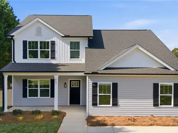 857 Sedge Garden Rd, Kernersville, NC 27284
