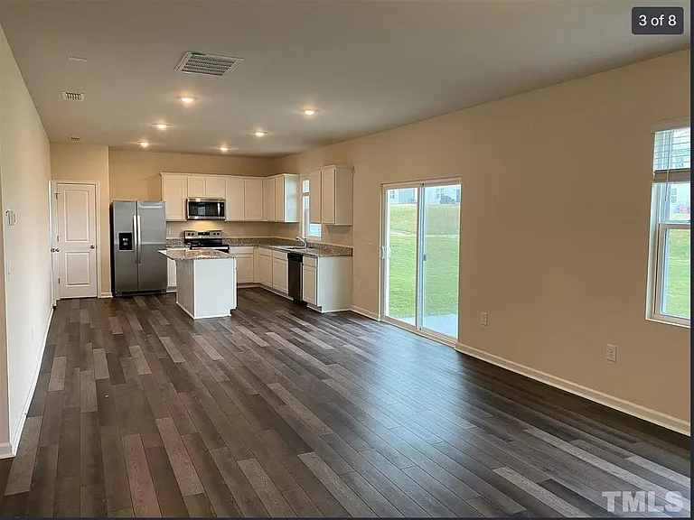 3520 Pinnacle Peak Dr — Photo 3