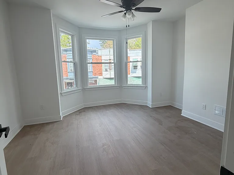 6236 Clearview St — Photo 13