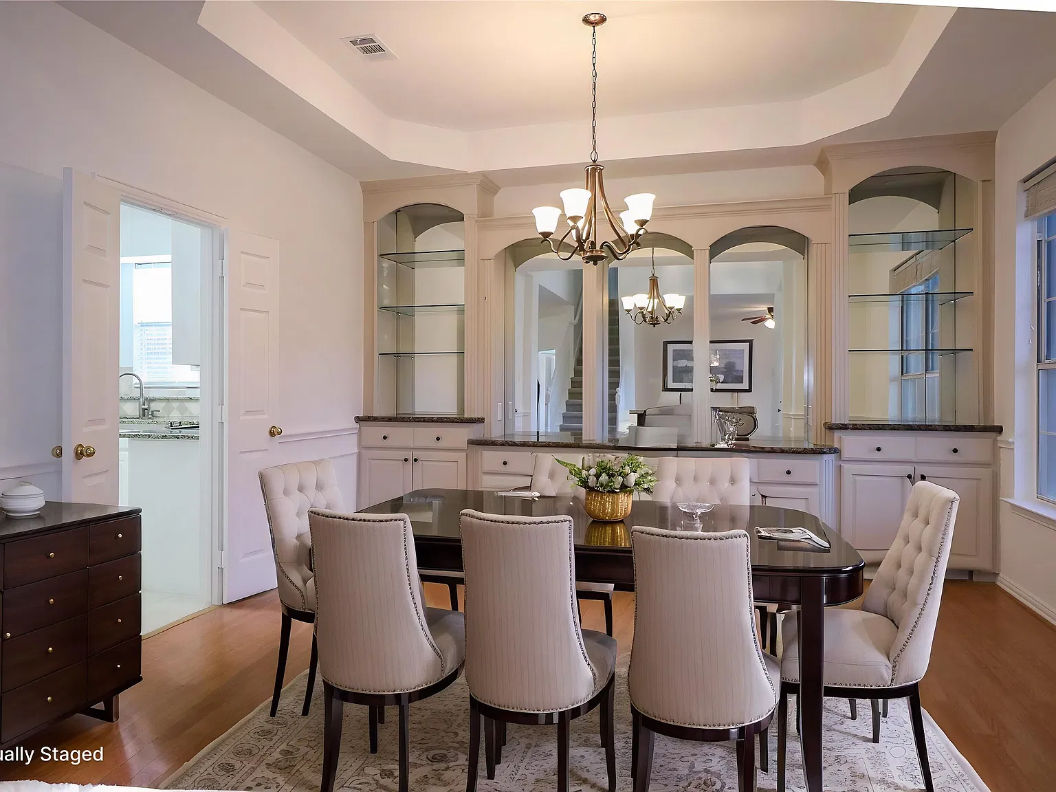 4 bed, 2650 sqft, $3,100 — Photo 4