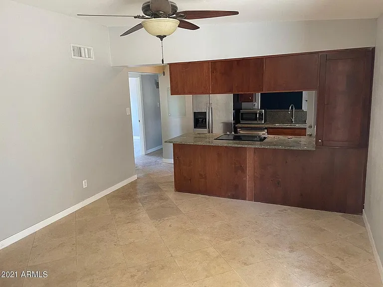 1609 E Gaylon Dr — Photo 5